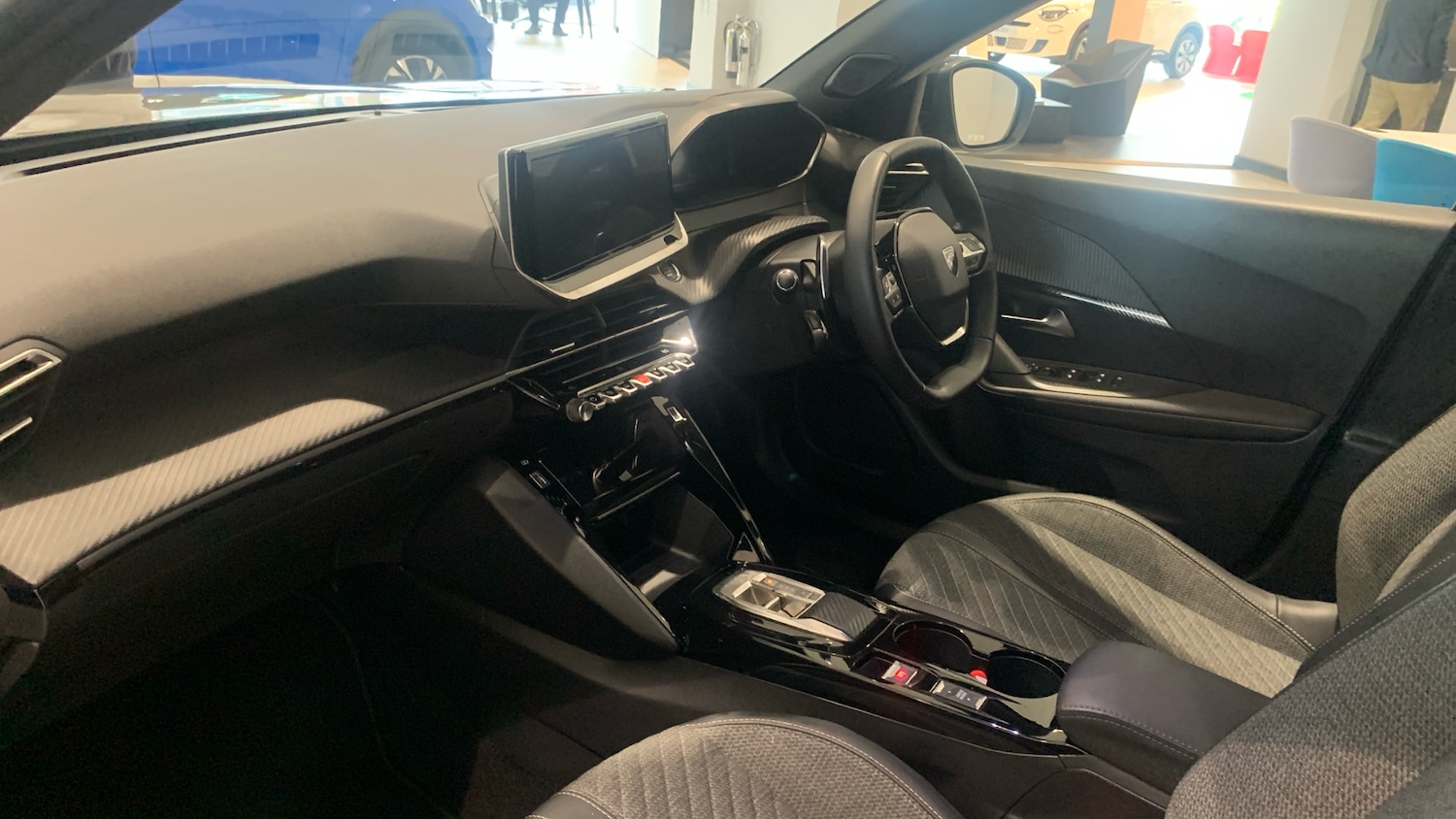 Used Peugeot 2008 2024 for sale - 75929327: Photo 12