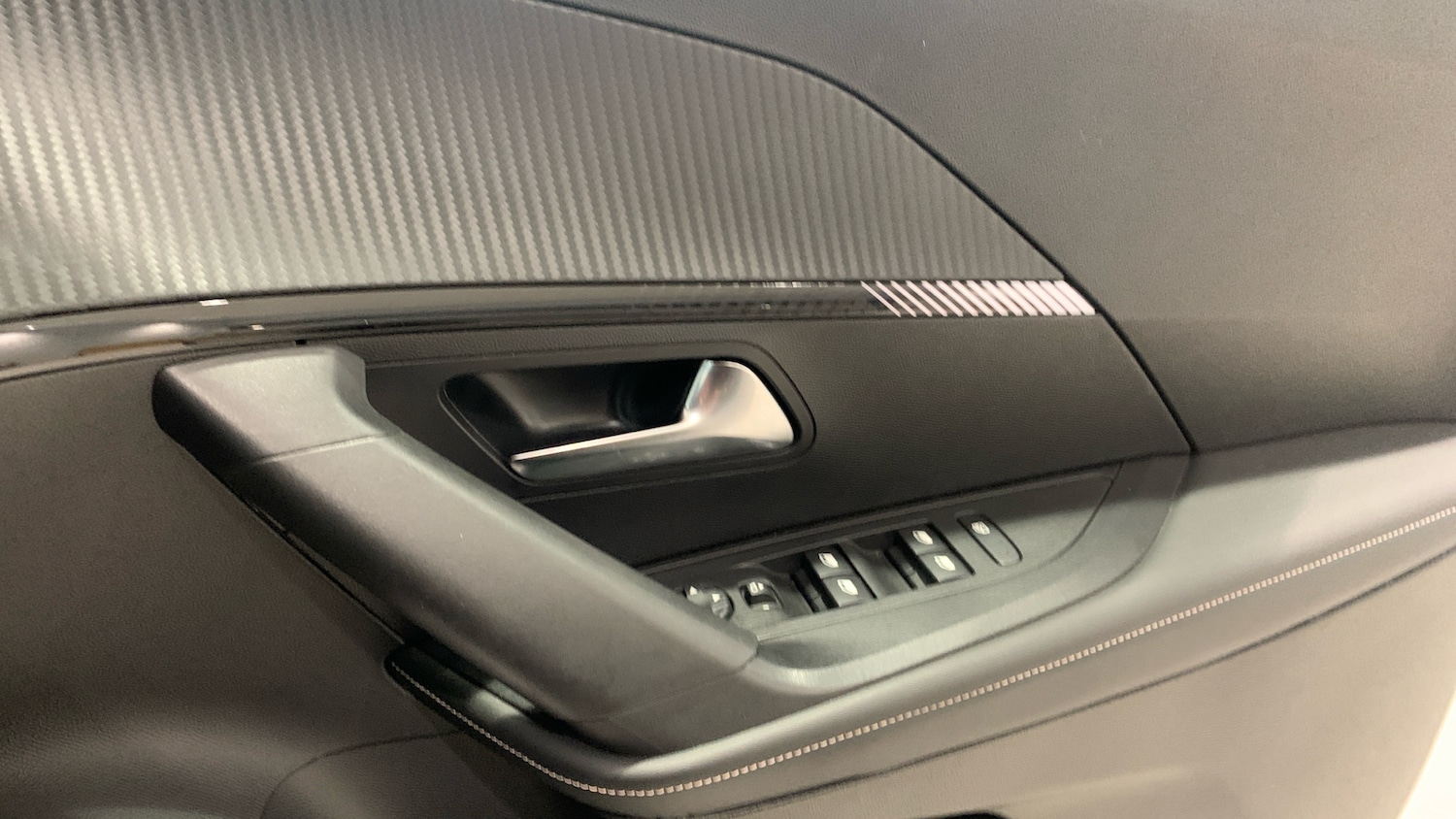 Used Peugeot 2008 2024 for sale - 75929327: Photo 22