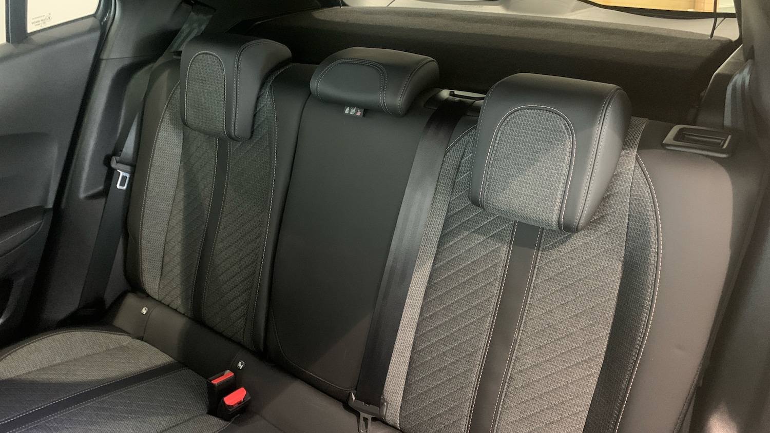 Used Peugeot 2008 2024 for sale - 75929327: Photo 25