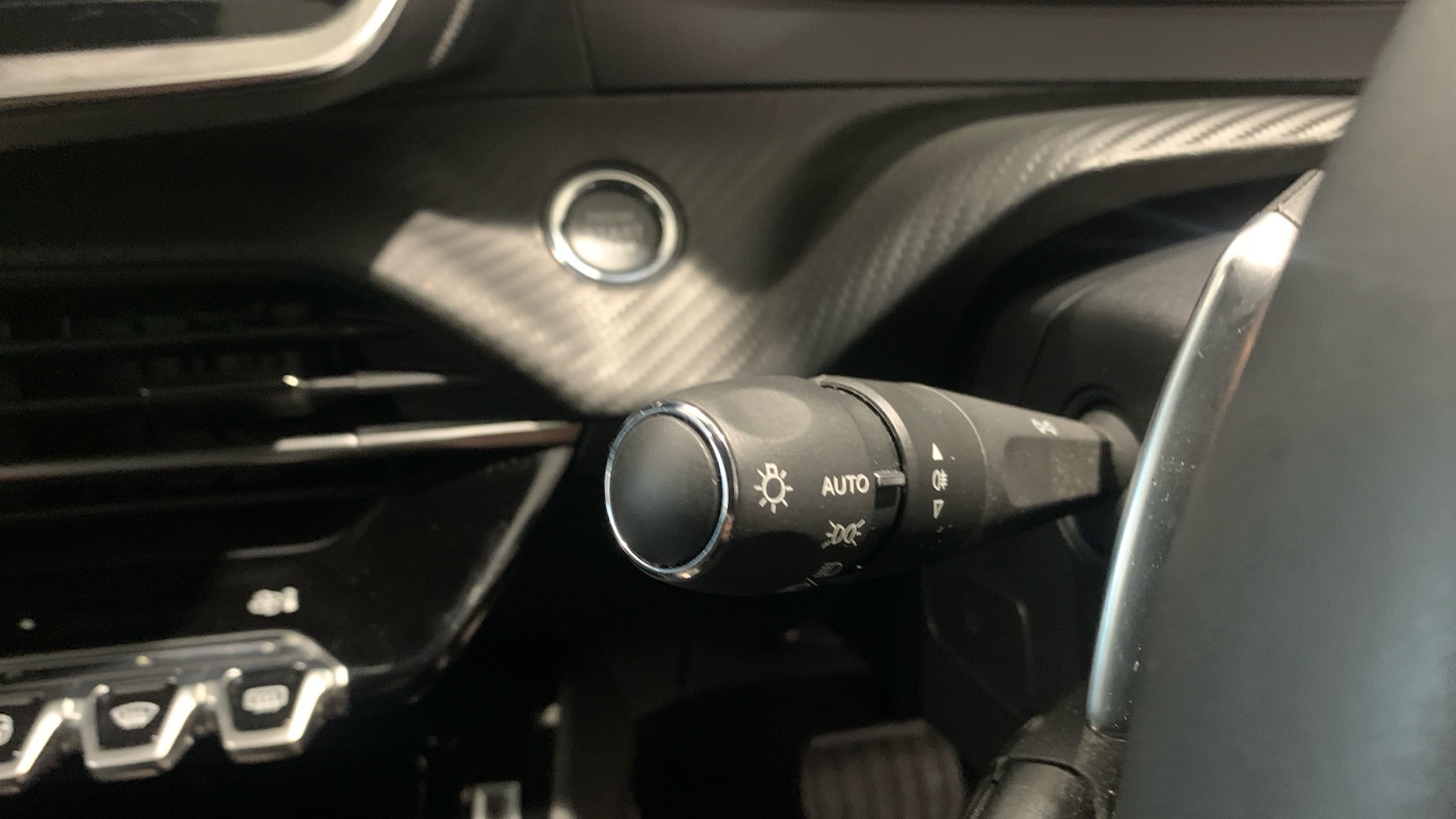 Used Peugeot 2008 2024 for sale - 75929327: Photo 27