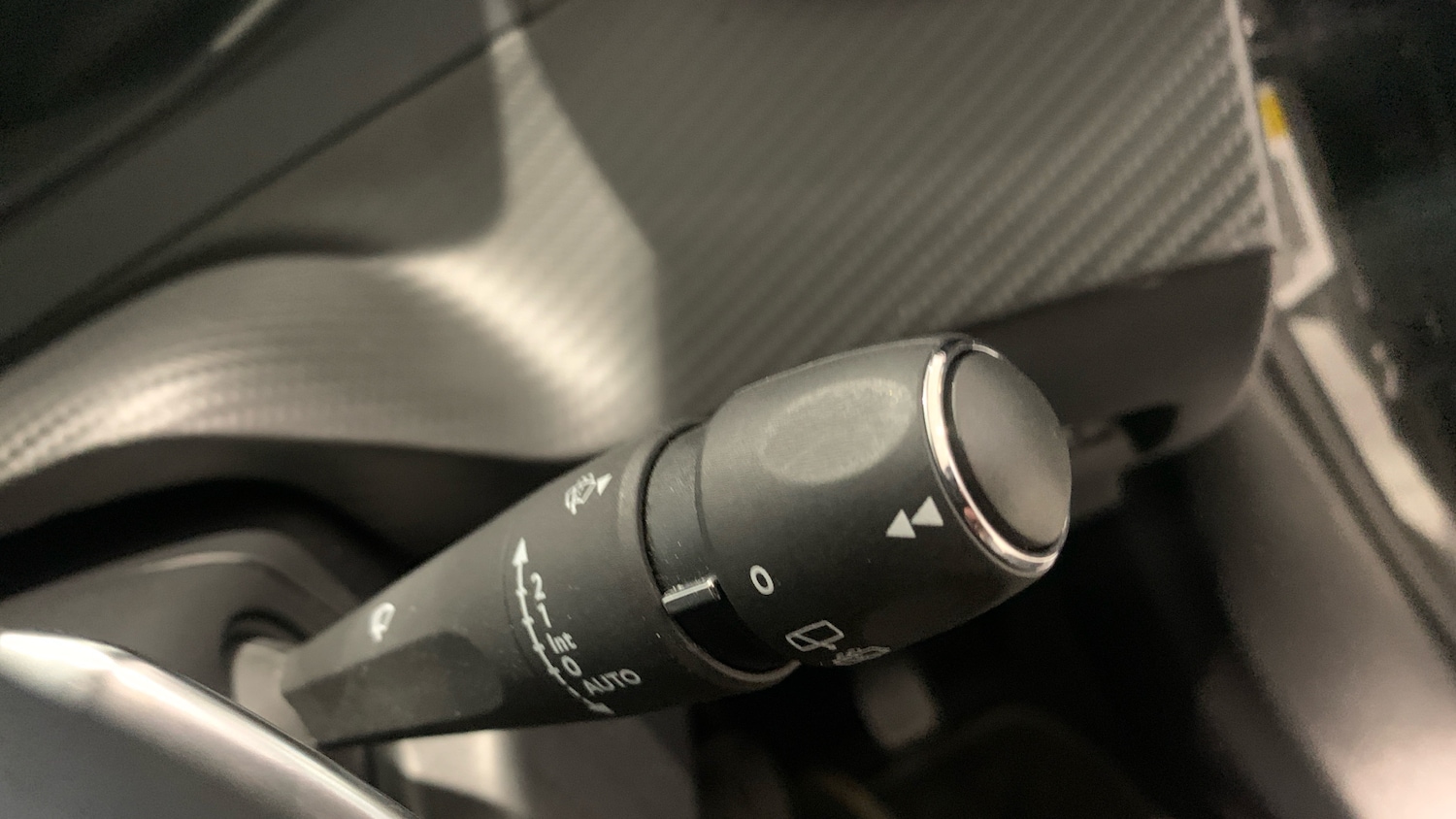 Used Peugeot 2008 2024 for sale - 75929327: Photo 28