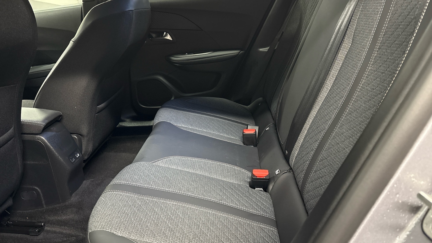 Used Peugeot 2008 2025 for sale - 77075207: Photo 33