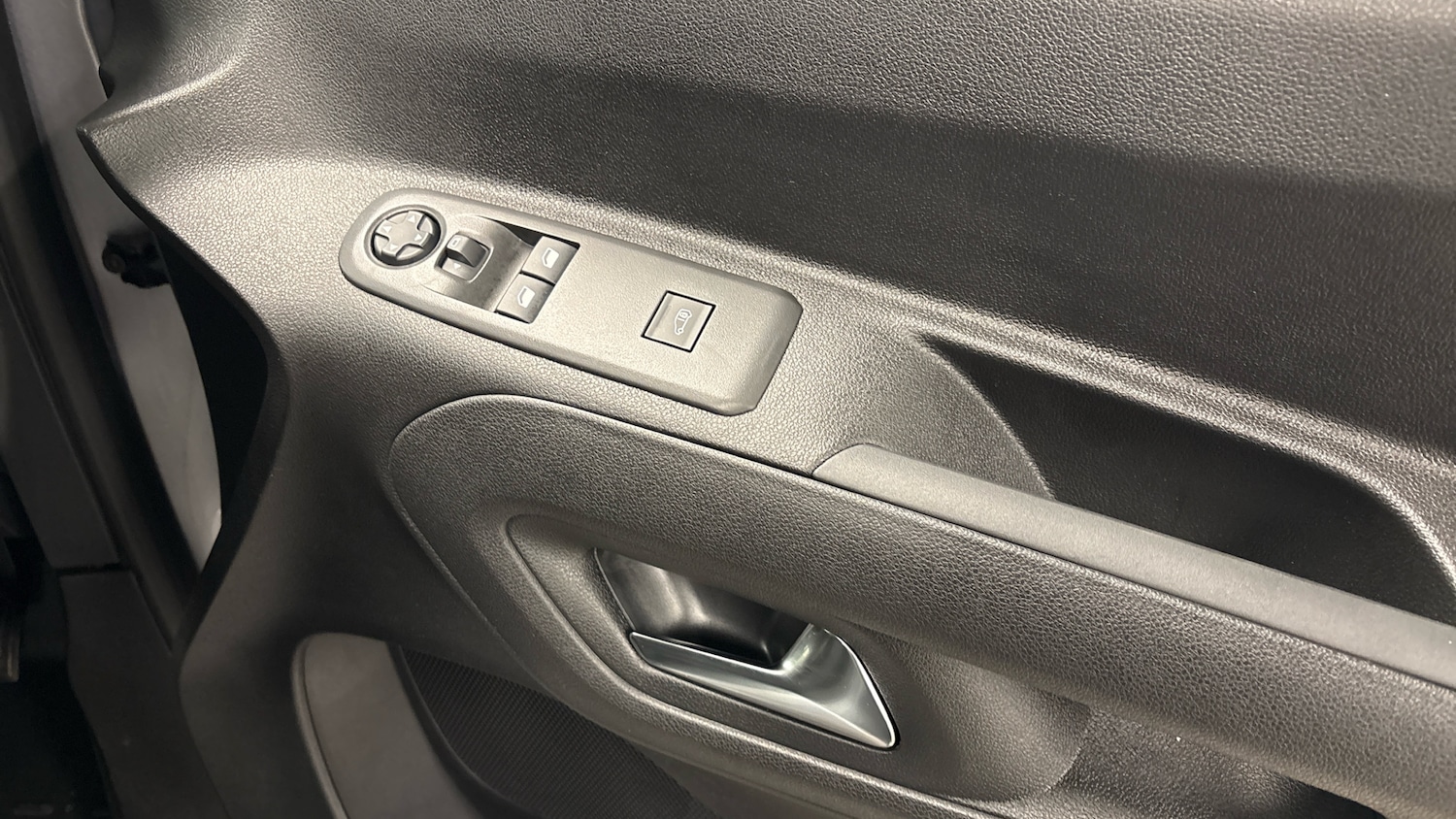 Used Fiat Doblo 2025 for sale - 77599575: Photo 22