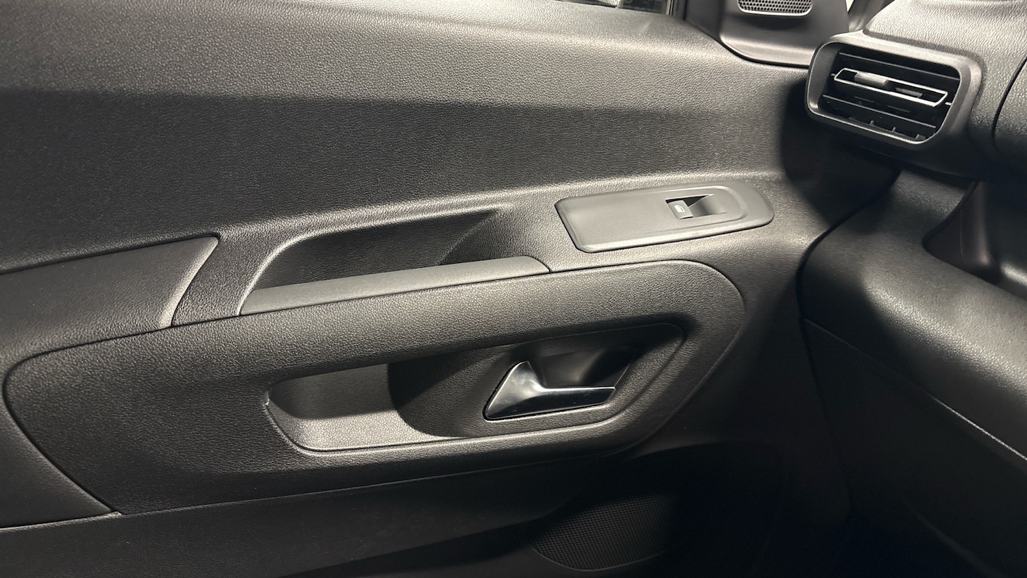 Used Fiat Doblo 2025 for sale - 77599575: Photo 39