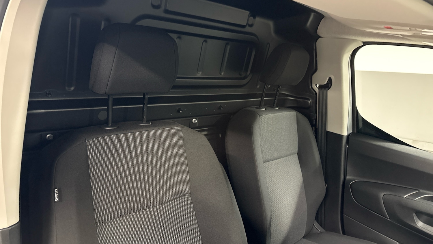 Used Fiat Doblo 2025 for sale - 77599575: Photo 40