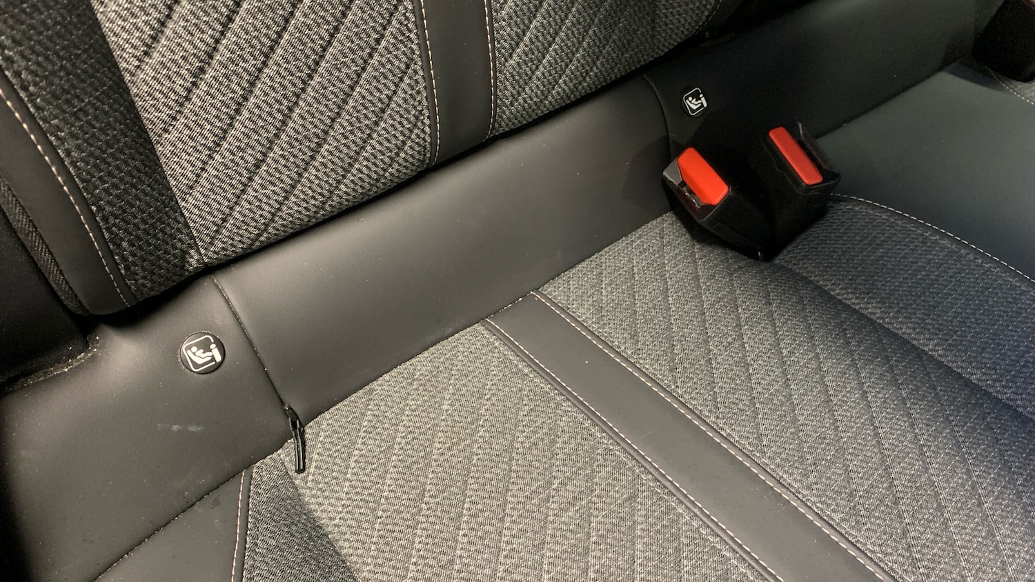 Used Peugeot 2008 2024 for sale - 77599611: Photo 35