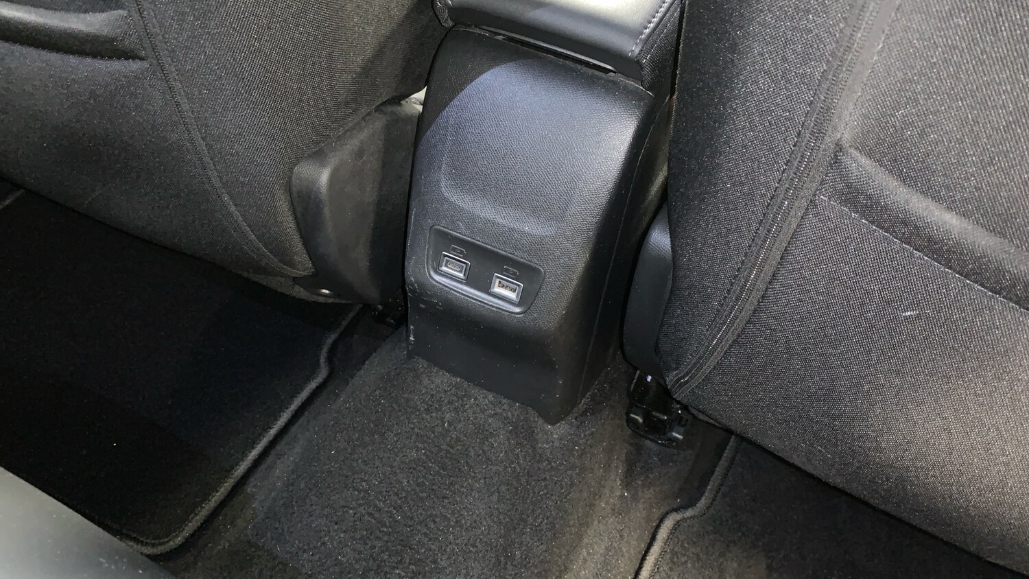 Used Peugeot 2008 2024 for sale - 77599611: Photo 38