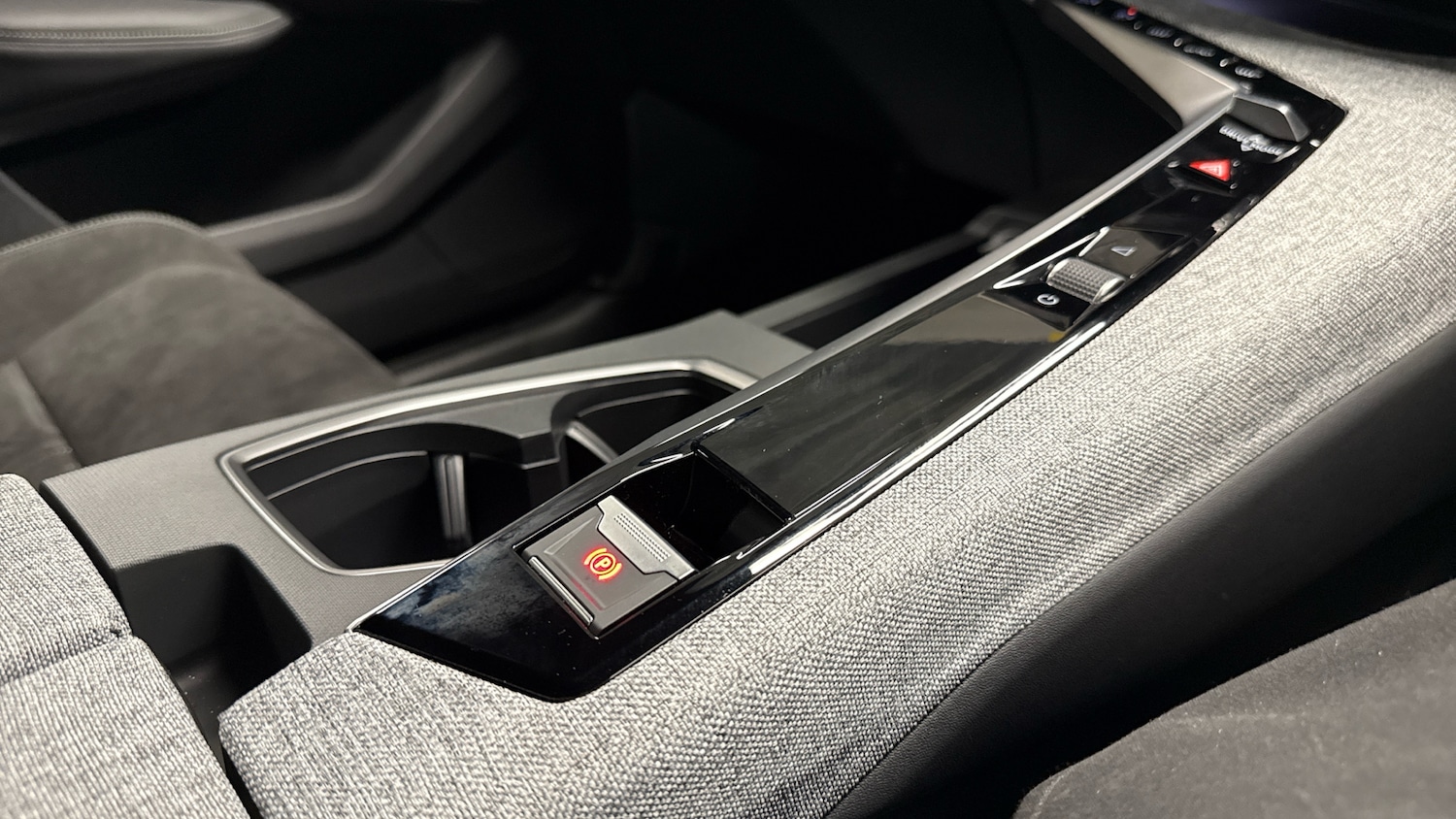 Used Peugeot 3008 2024 for sale - 77244468: Photo 22