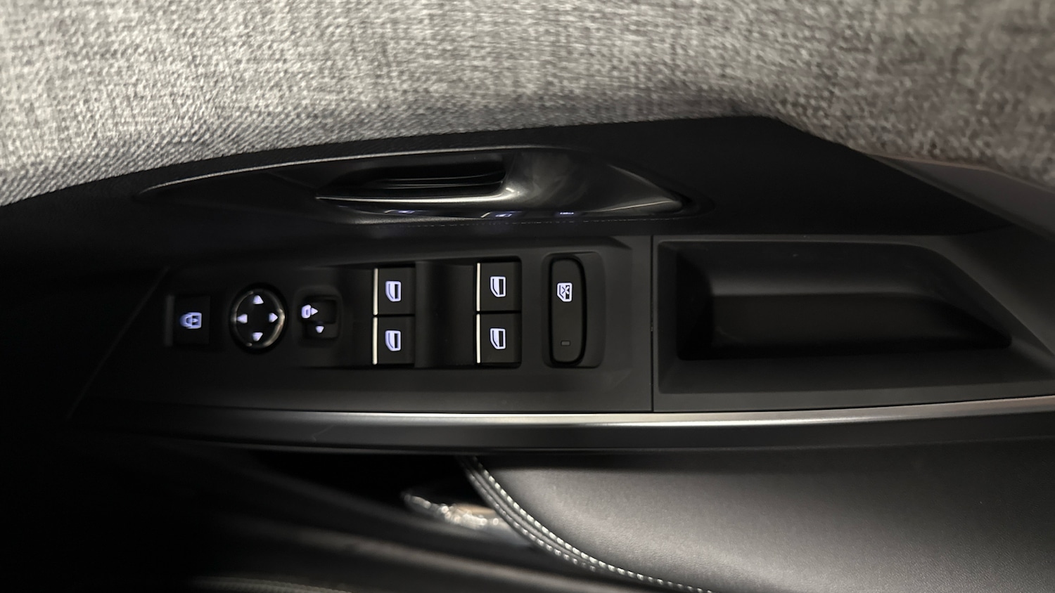 Used Peugeot 3008 2024 for sale - 77244468: Photo 23