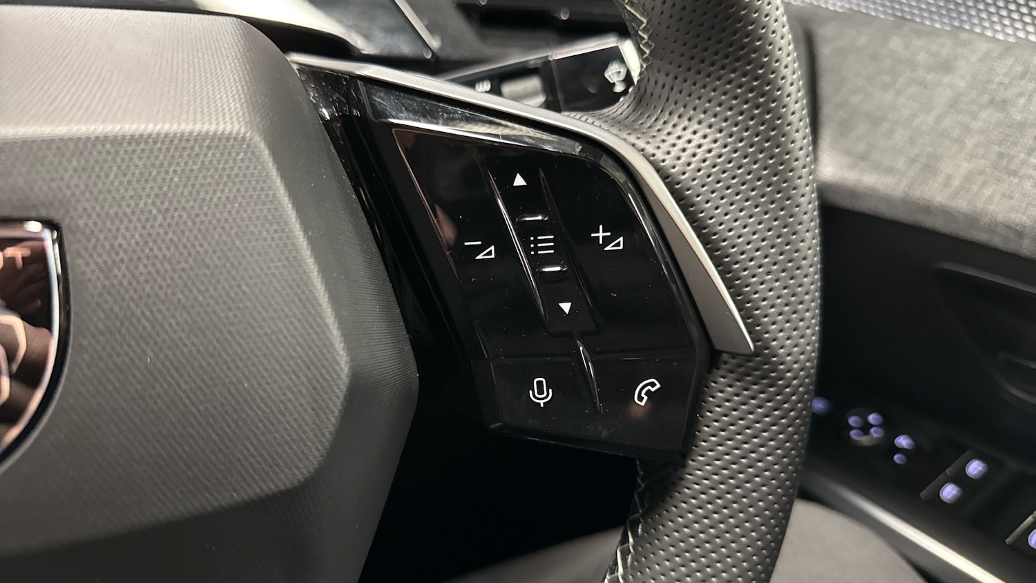 Used Peugeot 3008 2024 for sale - 77244468: Photo 25