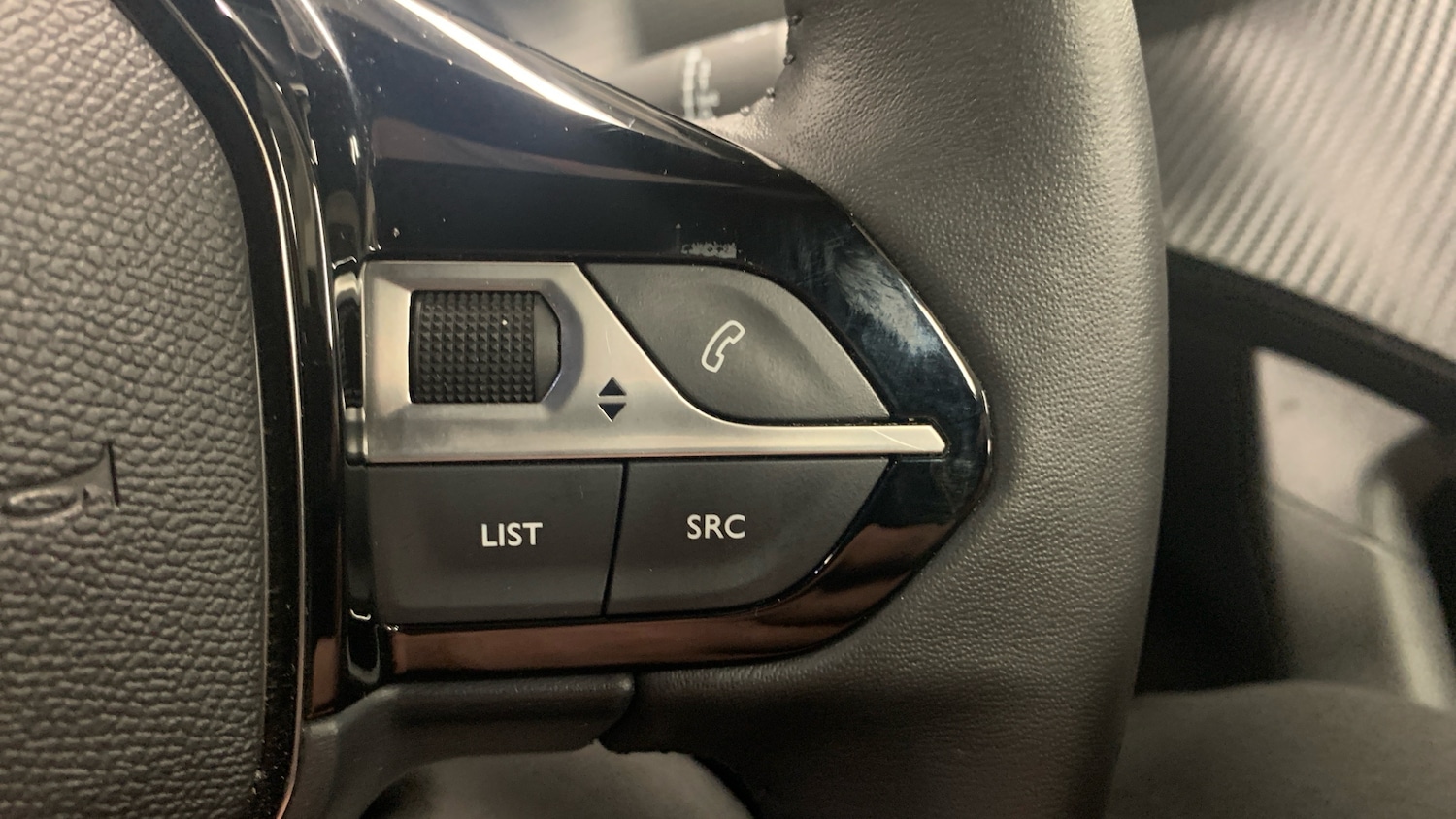 Used Peugeot 2008 2025 for sale - 76914355: Photo 24