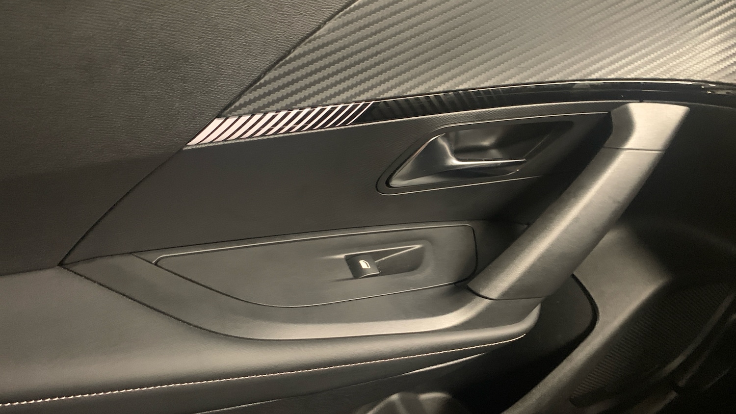 Used Peugeot 2008 2025 for sale - 76914355: Photo 40