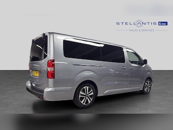 Used Peugeot Traveller 2024 for sale - 78948036: Photo