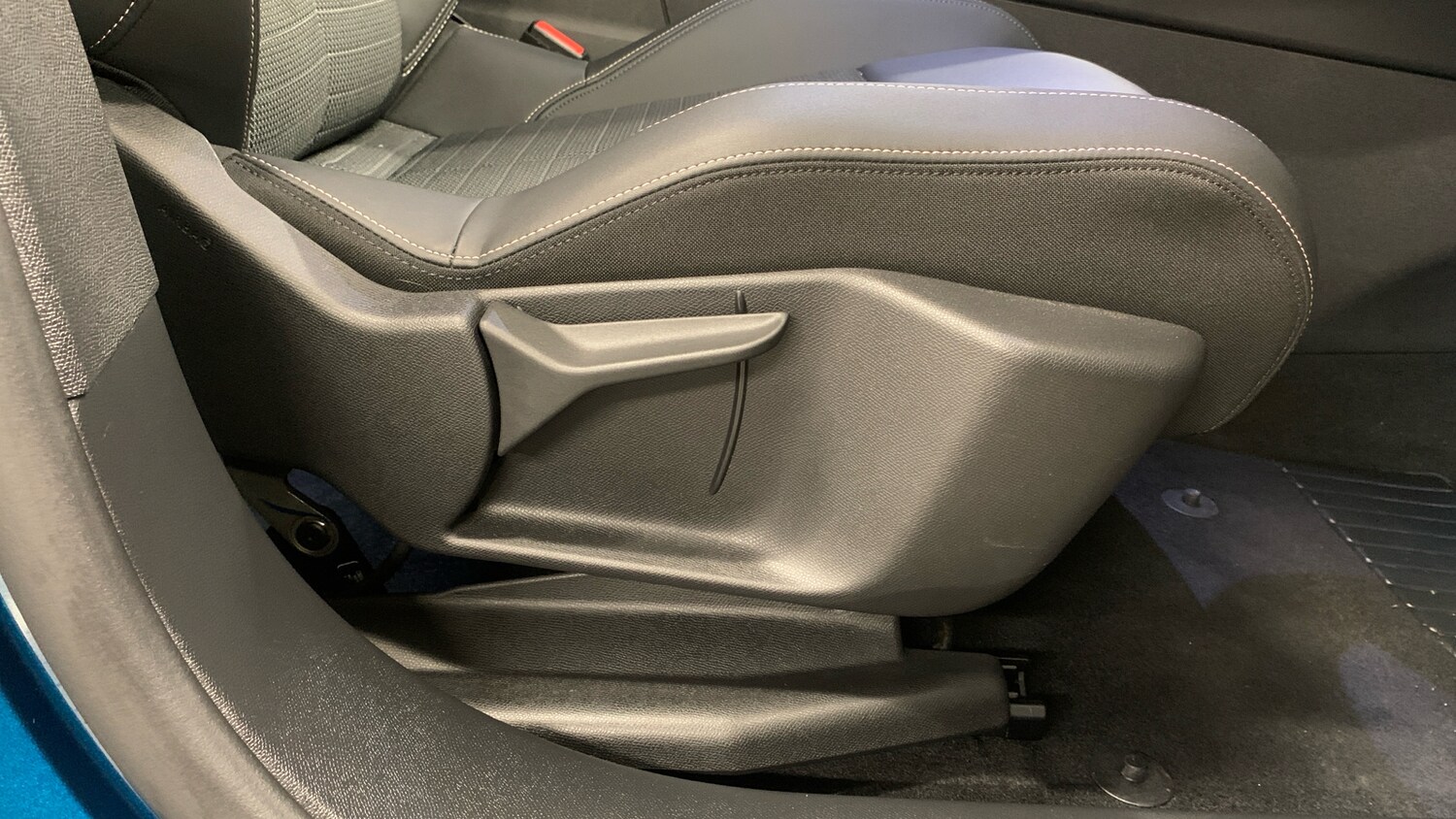 Used Peugeot 3008 2024 for sale - 76327637: Photo 43