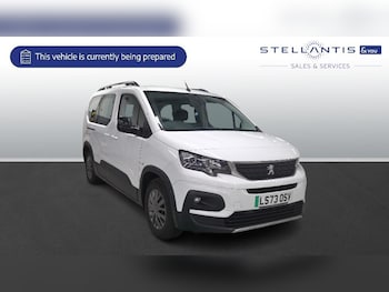 2023 - 50kWh Allure Long MPV 5dr Electric Auto (7.4kW Charger) (136 ps)