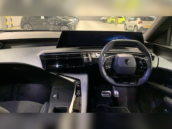 Used Peugeot 3008 2024 for sale - 78418101: Photo