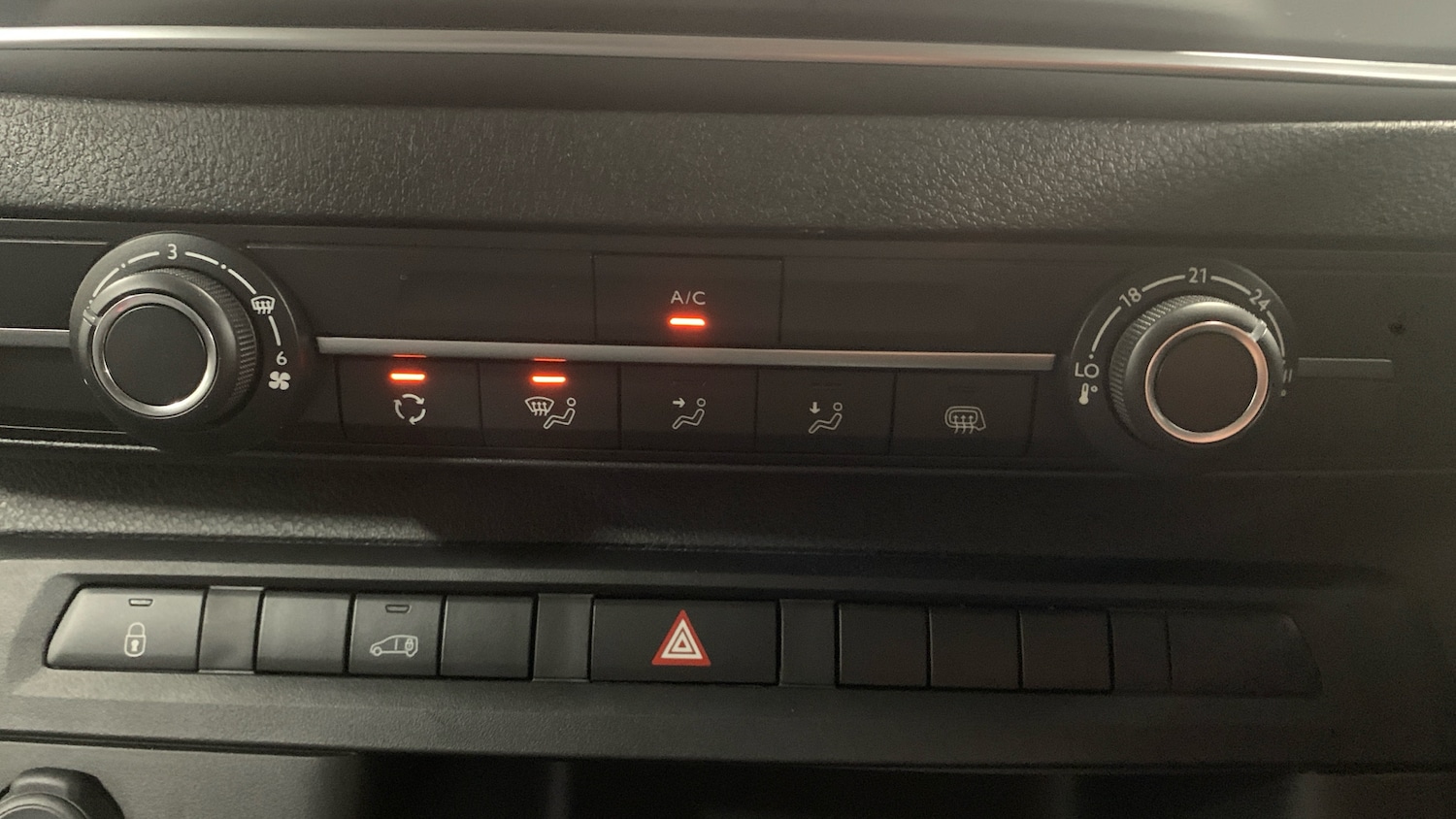 Used Citroen Dispatch 2024 for sale - 77244467: Photo 38