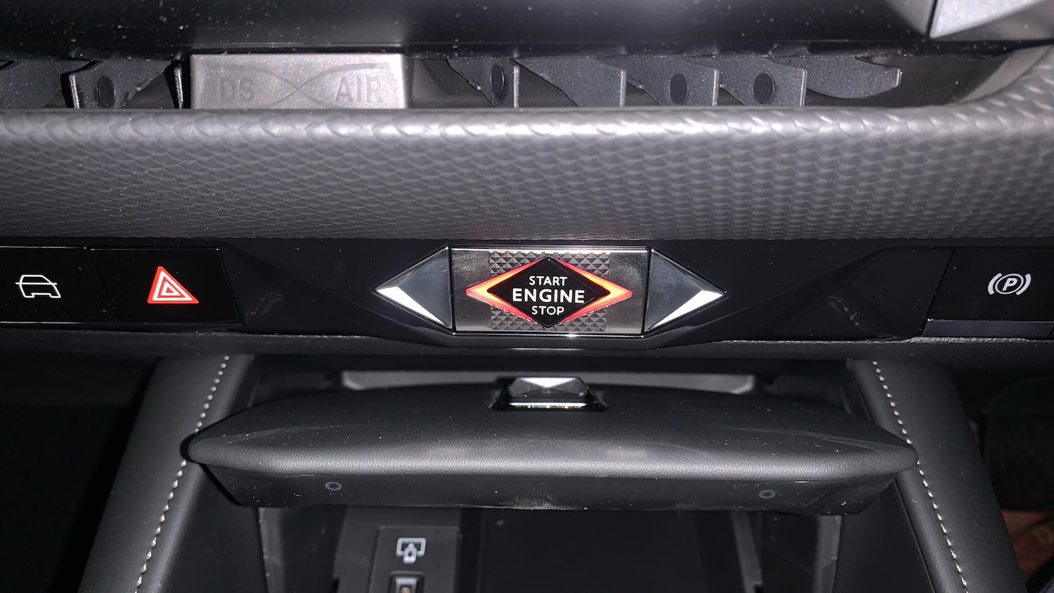 Used DS Automobiles DS 4 2025 for sale - 76410158: Photo 40