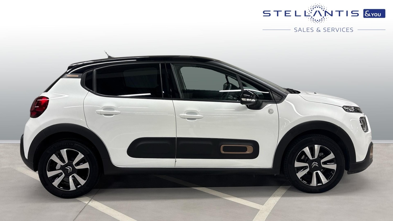 Used Citroen C3 2023 for sale - 77332461: Photo 2