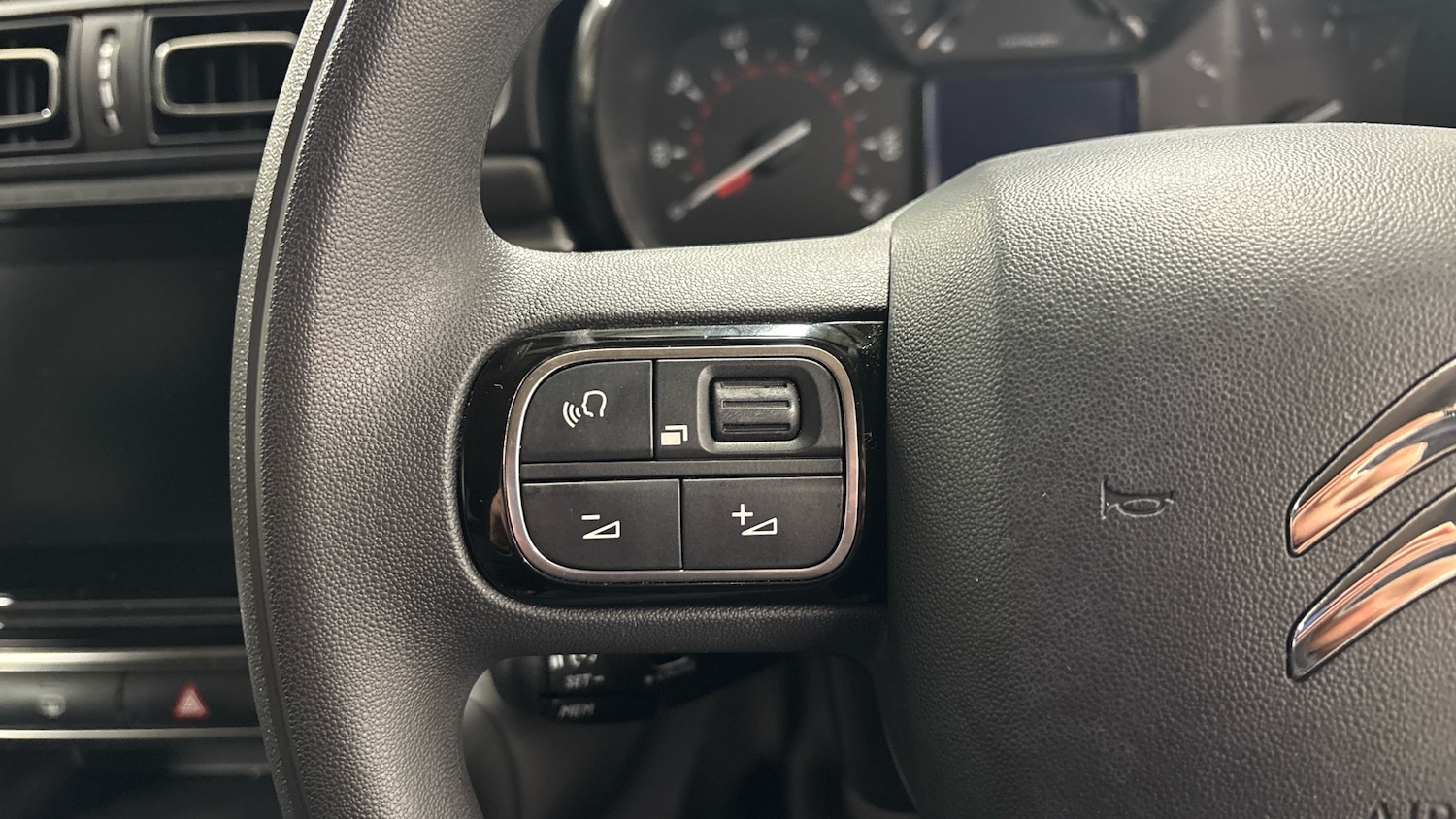 Used Citroen C3 2023 for sale - 77332461: Photo 24