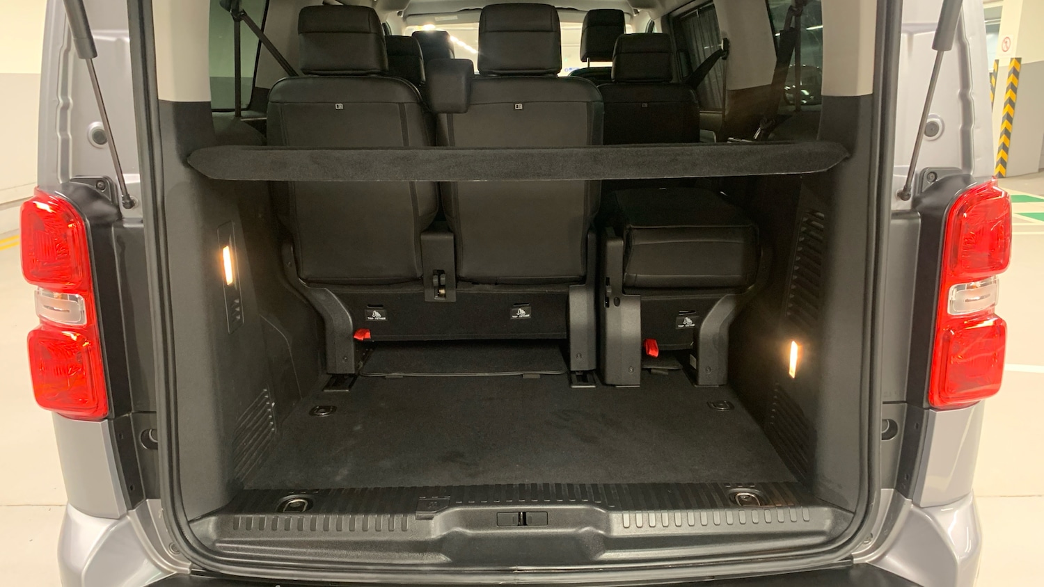 Used Peugeot Traveller 2020 for sale - 76381469: Photo 19