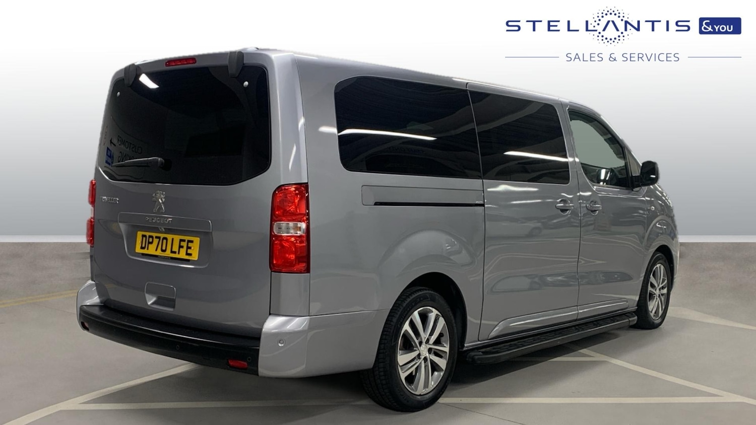 Used Peugeot Traveller 2020 for sale - 76381469: Photo 3