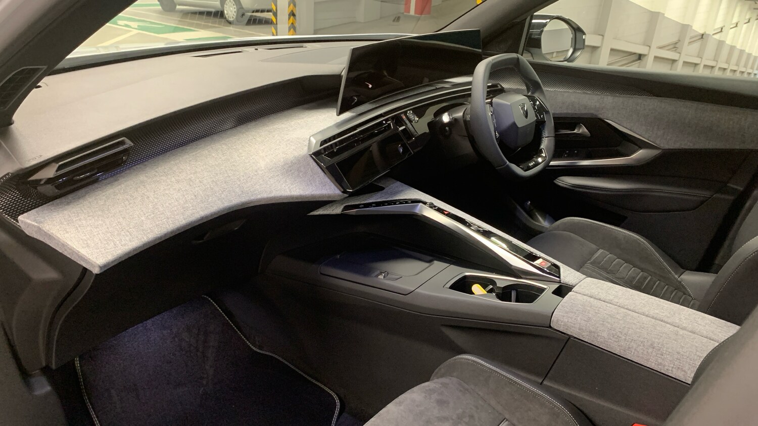 Used Peugeot 5008 2024 for sale - 76043908: Photo 12