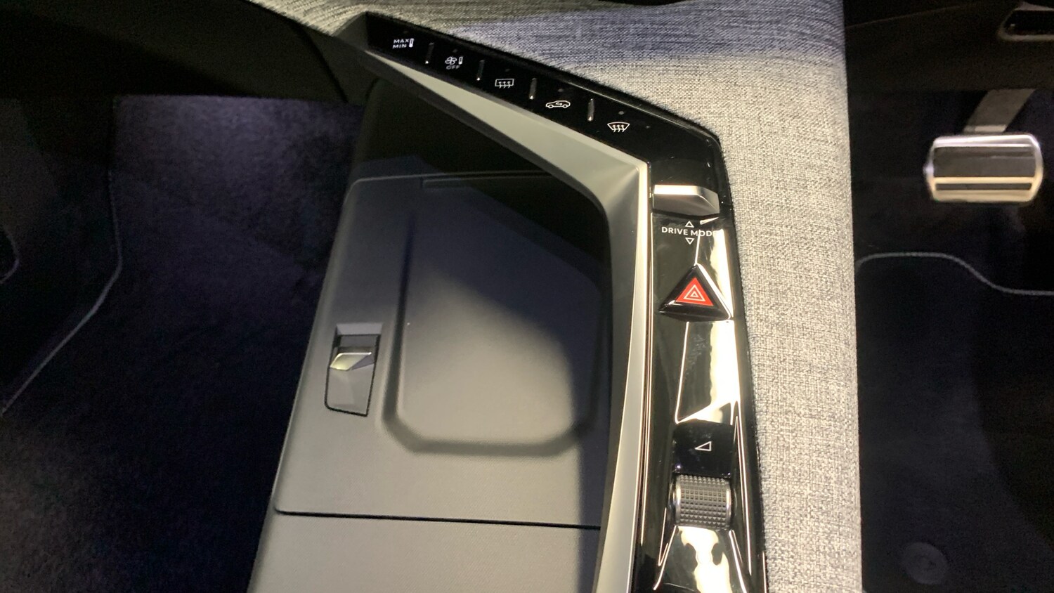 Used Peugeot 5008 2024 for sale - 76043908: Photo 40