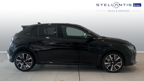 Used Peugeot 208 2023 for sale - 76061527: Photo 2