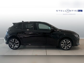 Used Peugeot 208 2023 for sale - 76061527: Photo 2
