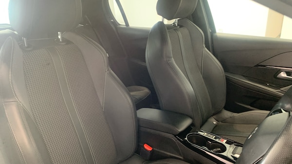Used Peugeot 208 2023 for sale - 76061527: Photo 42