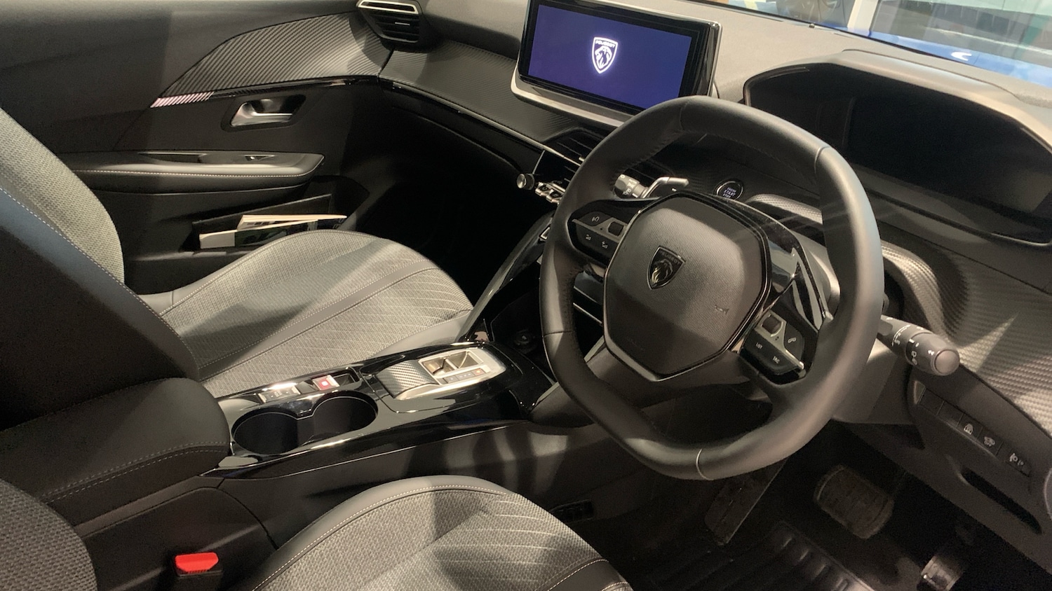 Used Peugeot 208 2024 for sale - 76372205: Photo 11