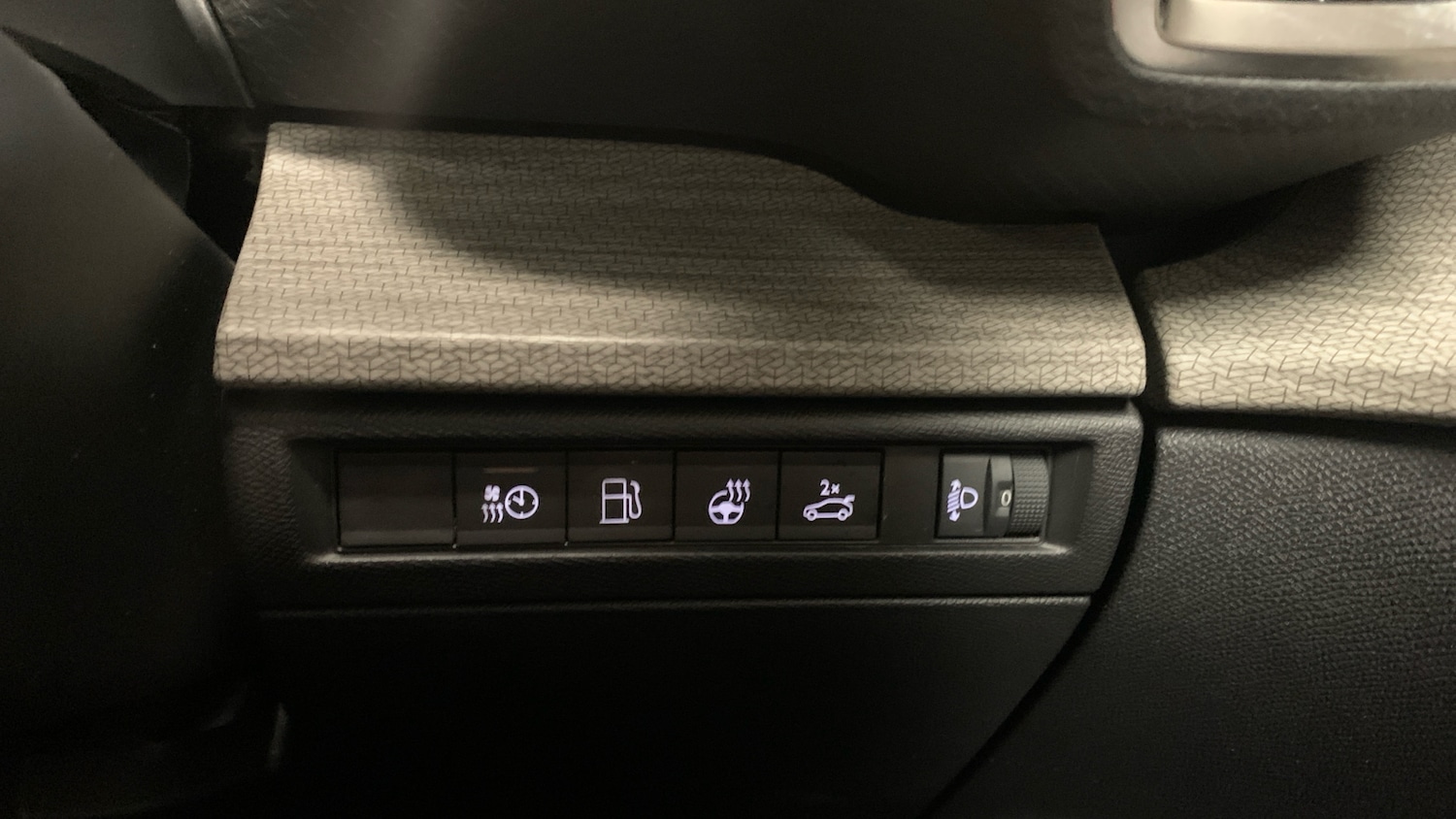 Used Citroen C5 X 2023 for sale - 76716091: Photo 34