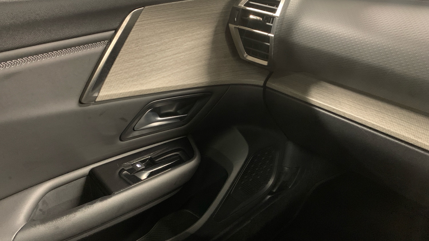 Used Citroen C5 X 2023 for sale - 76716091: Photo 41