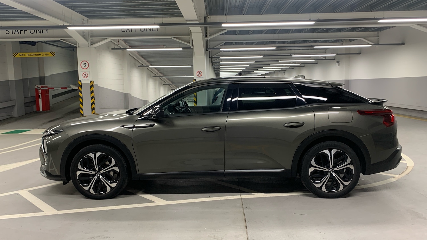 Used Citroen C5 X 2023 for sale - 76716091: Photo 6