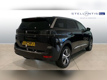 Used Peugeot 5008 2022 for sale - 75432136: Photo