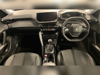 Used Peugeot 2008 2022 for sale - 78518101: Photo