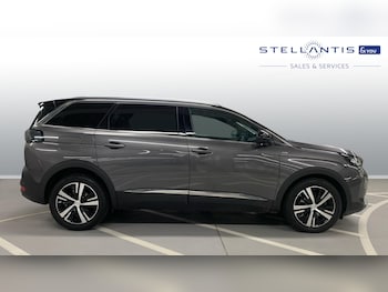 Used Peugeot 5008 2023 for sale - 78148450: Photo