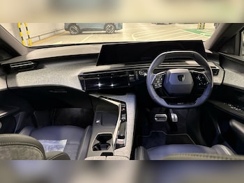 Used Peugeot 5008 2025 for sale - 78417961: Photo