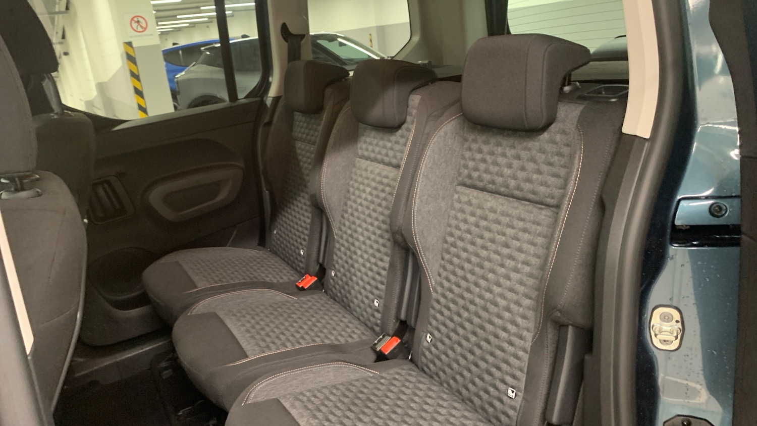 Used Peugeot Rifter 2024 for sale - 76327710: Photo 25