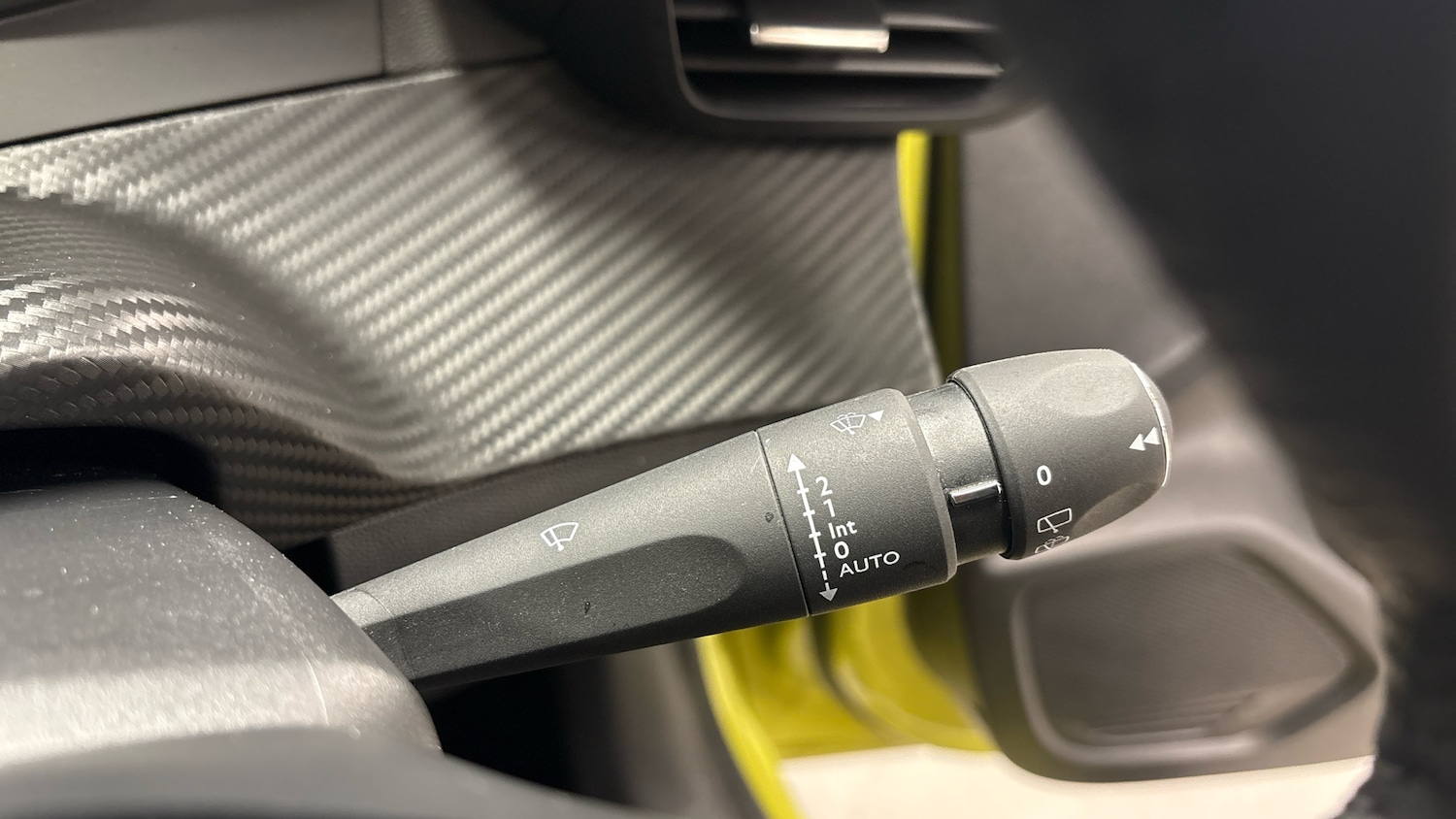 Used Peugeot 208 2024 for sale - 76977332: Photo 28