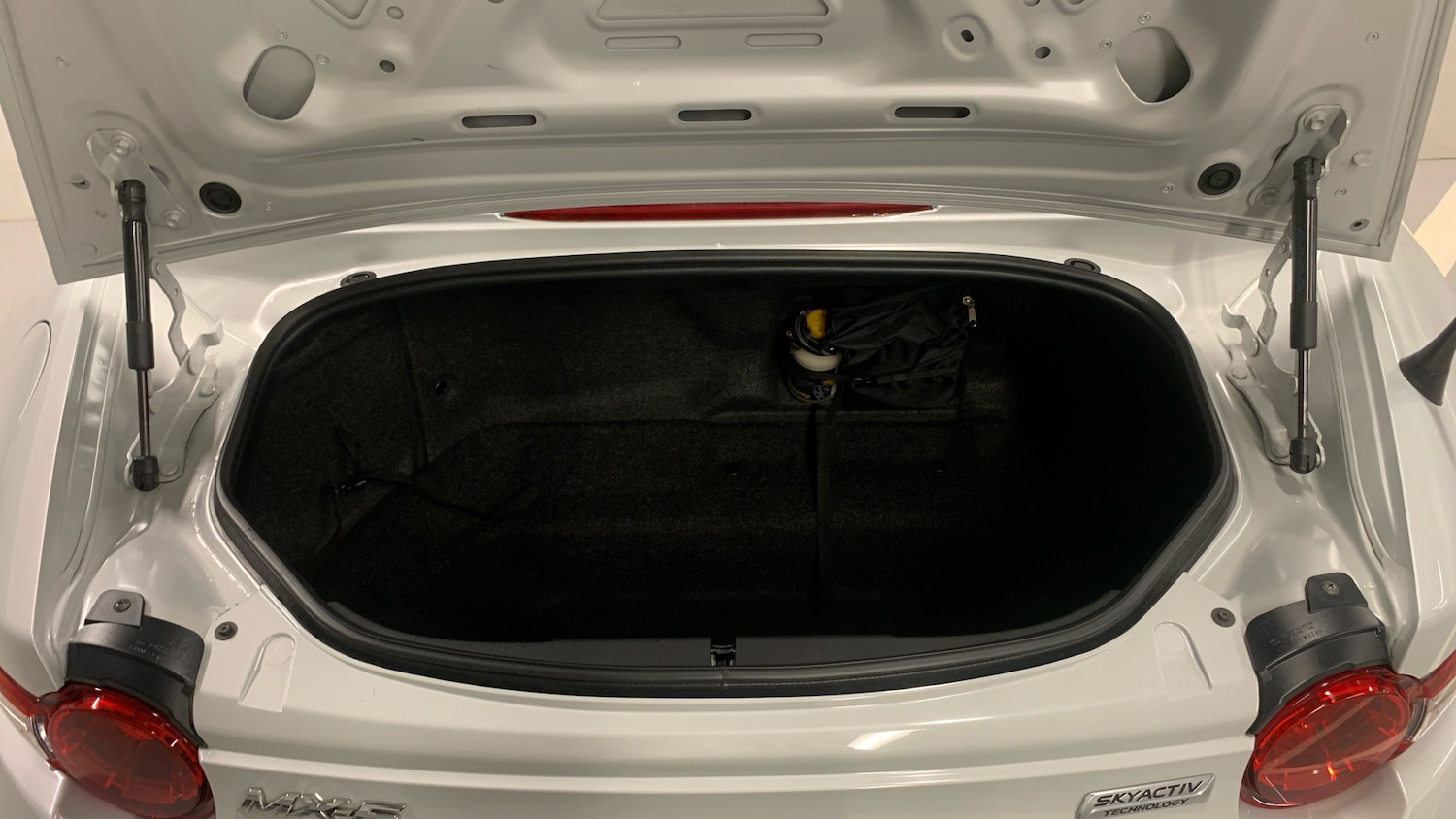 Used Mazda MX-5 2017 for sale - 76574328: Photo 19