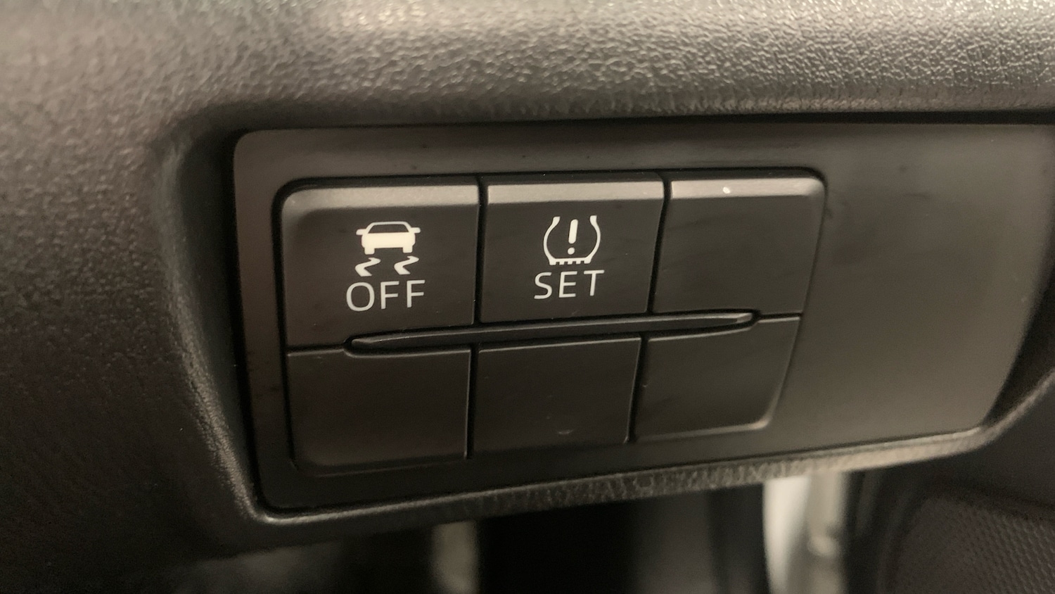 Used Mazda MX-5 2017 for sale - 76574328: Photo 31