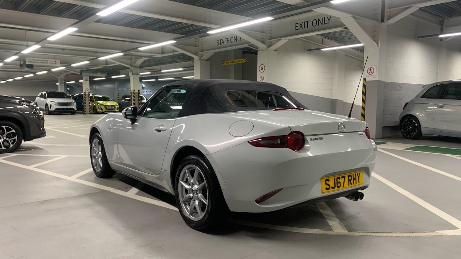 Used Mazda MX-5 2017 for sale - 76574328: Photo 5