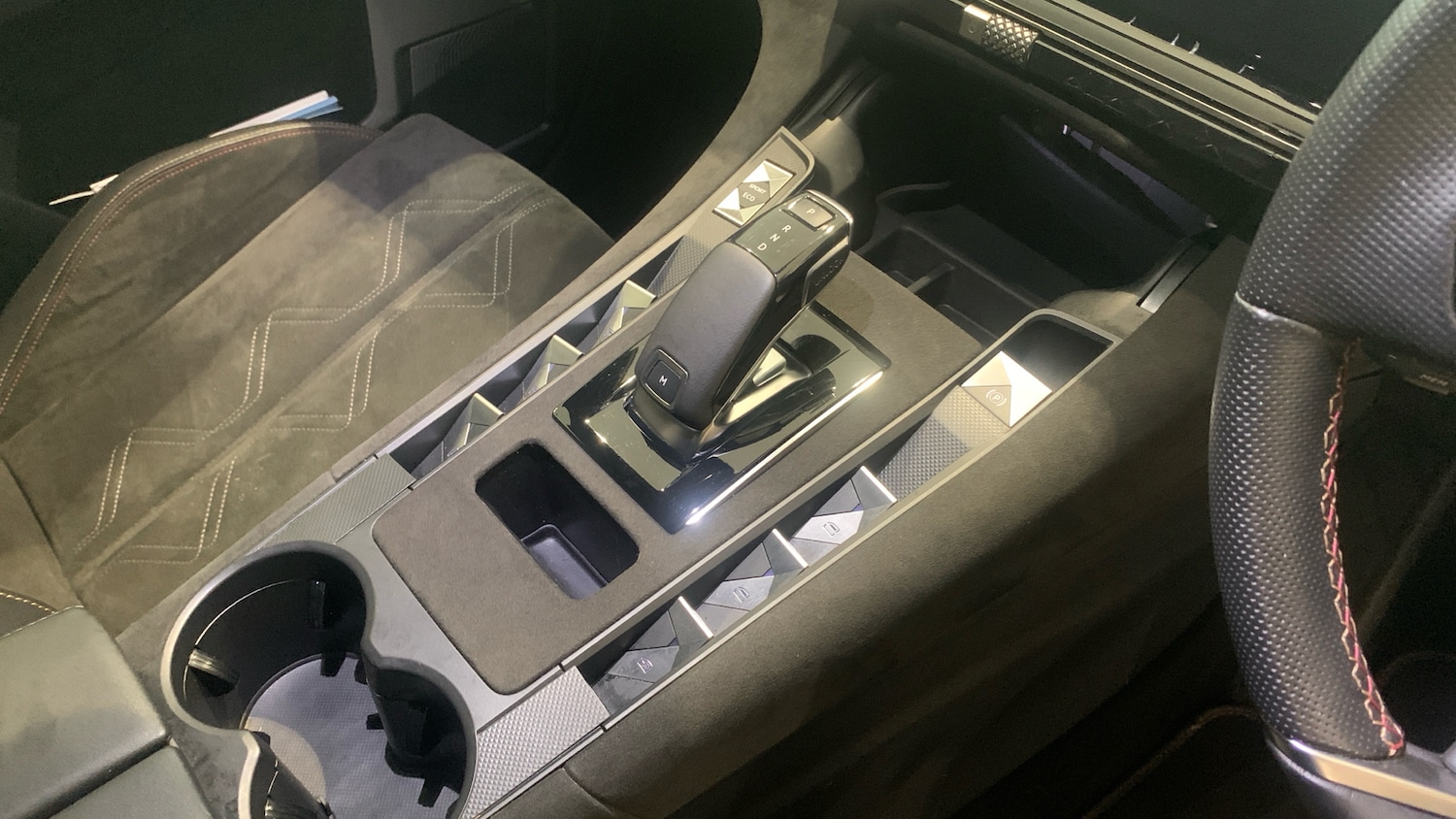 Used DS Automobiles DS 7 Crossback 2021 for sale - 76123523: Photo 20