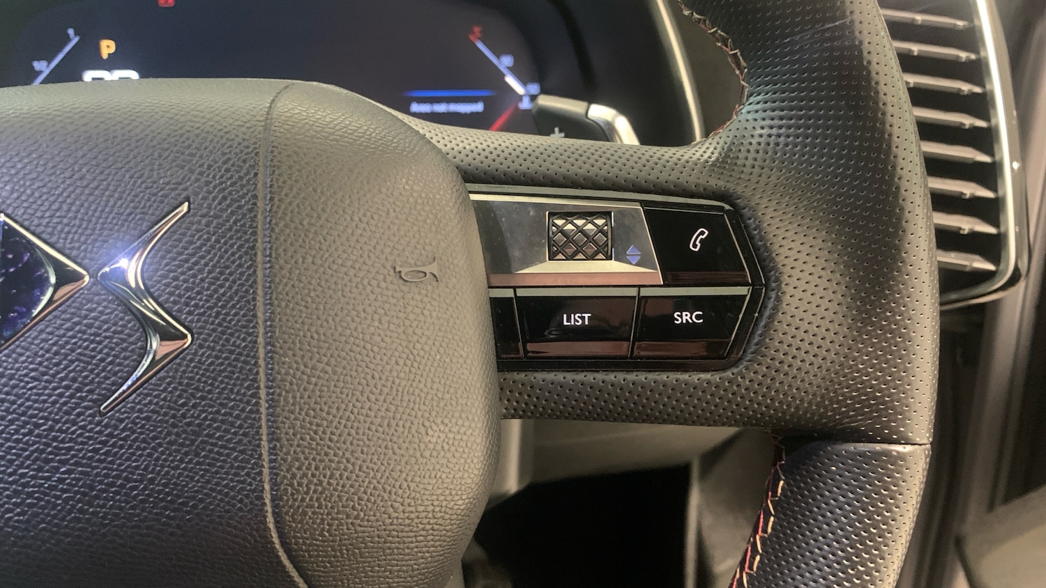 Used DS Automobiles DS 7 Crossback 2021 for sale - 76123523: Photo 24