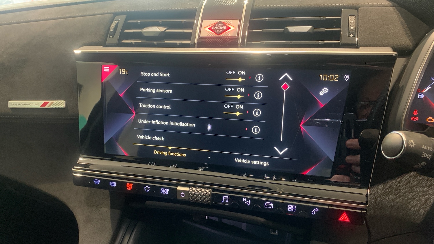 Used DS Automobiles DS 7 Crossback 2021 for sale - 76123523: Photo 30