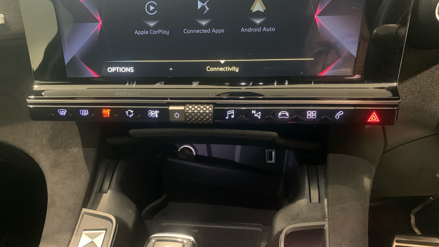 Used DS Automobiles DS 7 Crossback 2021 for sale - 76123523: Photo 34