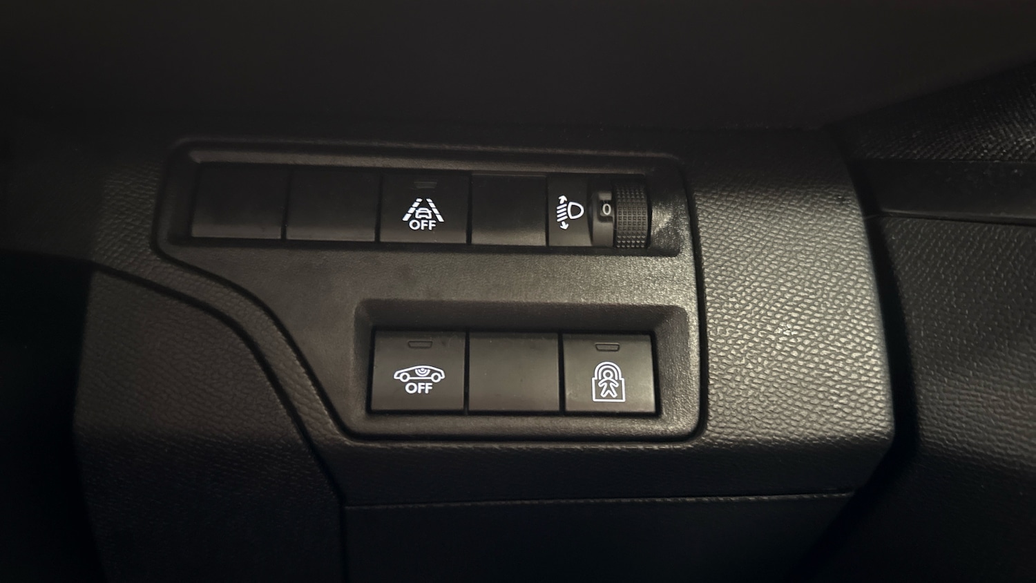 Used Peugeot 3008 2022 for sale - 77388308: Photo 35