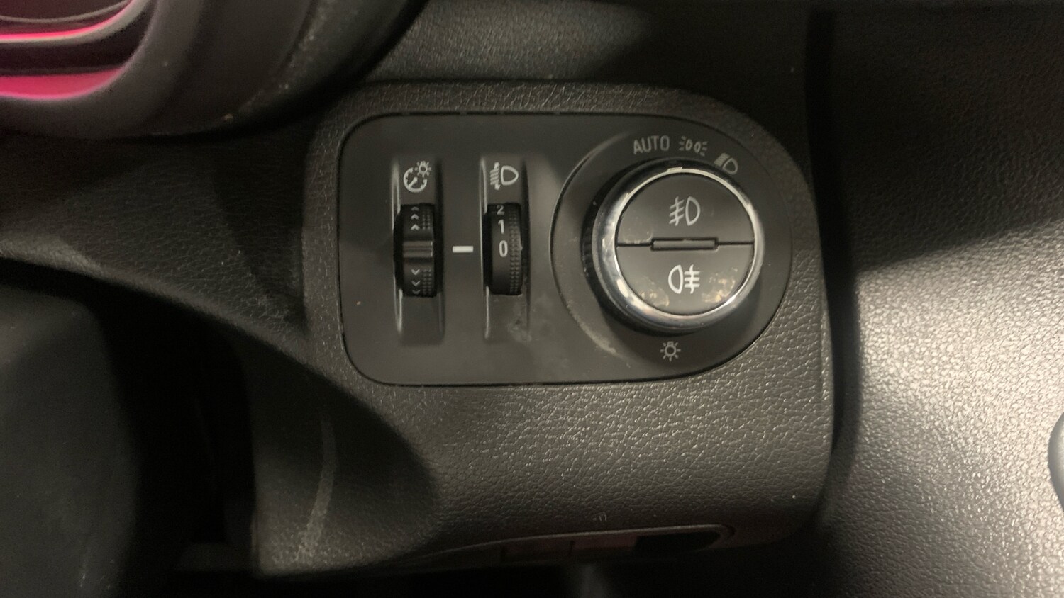 Vehicle 33